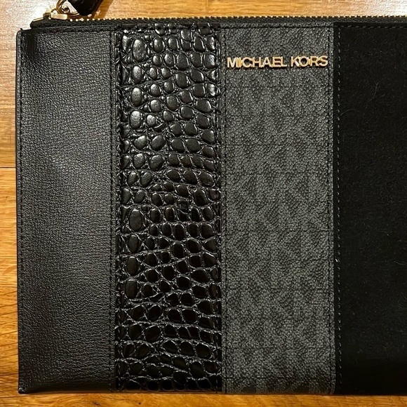 Michael Kors MK Jet Set Travel Zip Clutch Wristlet - Black - Picture 2 of 8